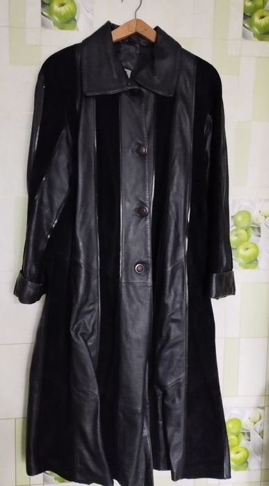 Продається пальто шкіряне жіноче