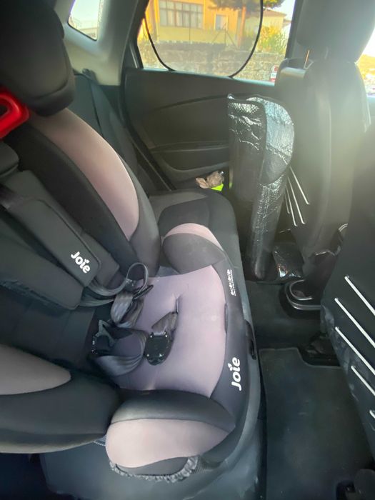 Renault Captur 1.5 DCI de 110 cavalos Versão Exclusive