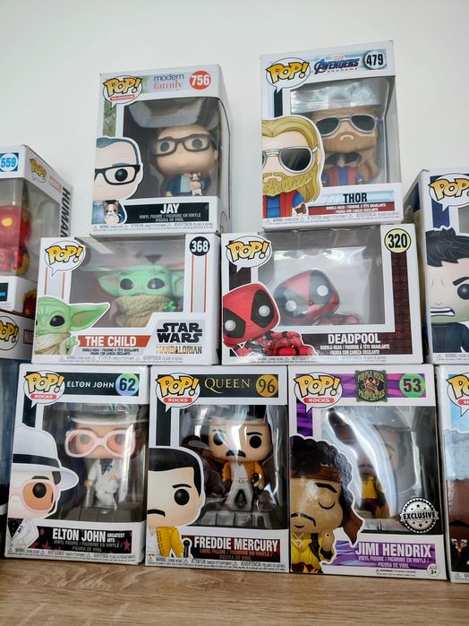 Coleção Funko POP! Música, Marvel e Séries (Ótimo Estado)