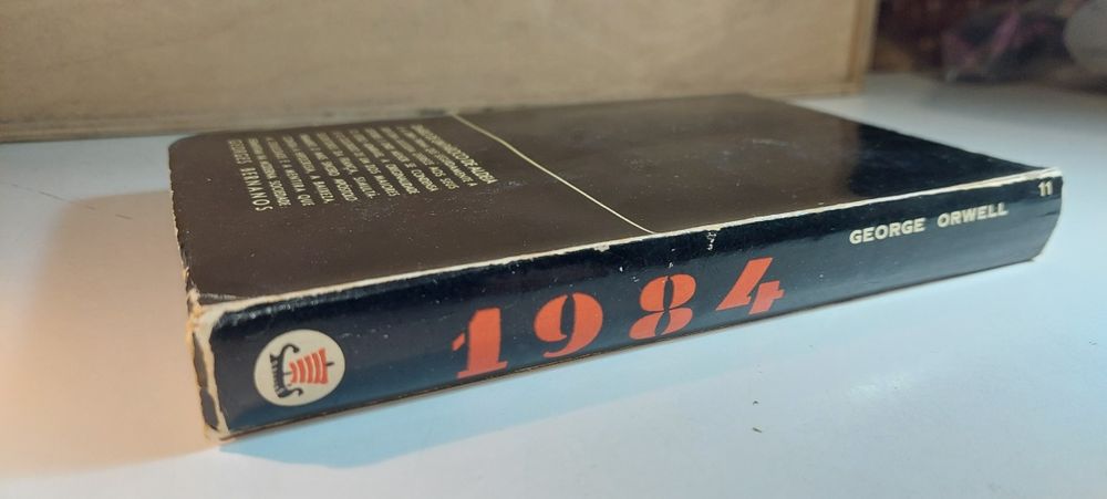 1984 - George Orwell (1ª edição portuguesa, 1955)