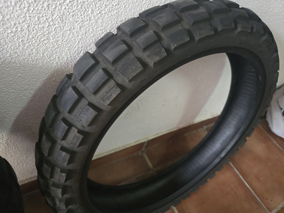 Pneus  Continental off road