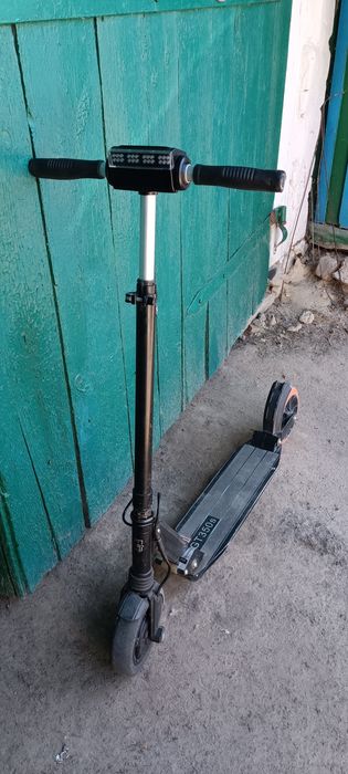 Продається  електросамокат