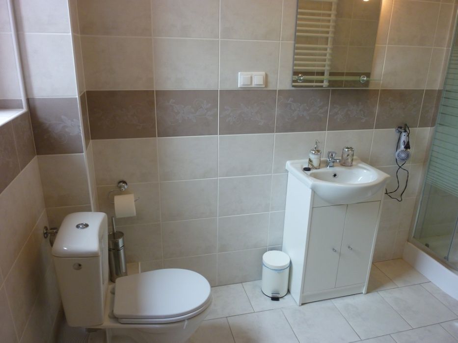 Kwatery pracownicze, noclegi w centrum Uniejowa, faktura