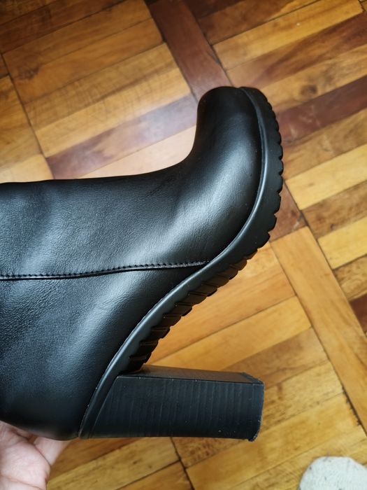 Чоботи демісезон 38 розмір