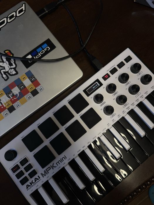 Akai MPK Mini MK3 MIDI-клавіатура, ідеальний стан