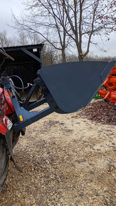 Łycha łyżka pług na tuz do ciągnika z hydrauliką Na tył z kiprem Ursus