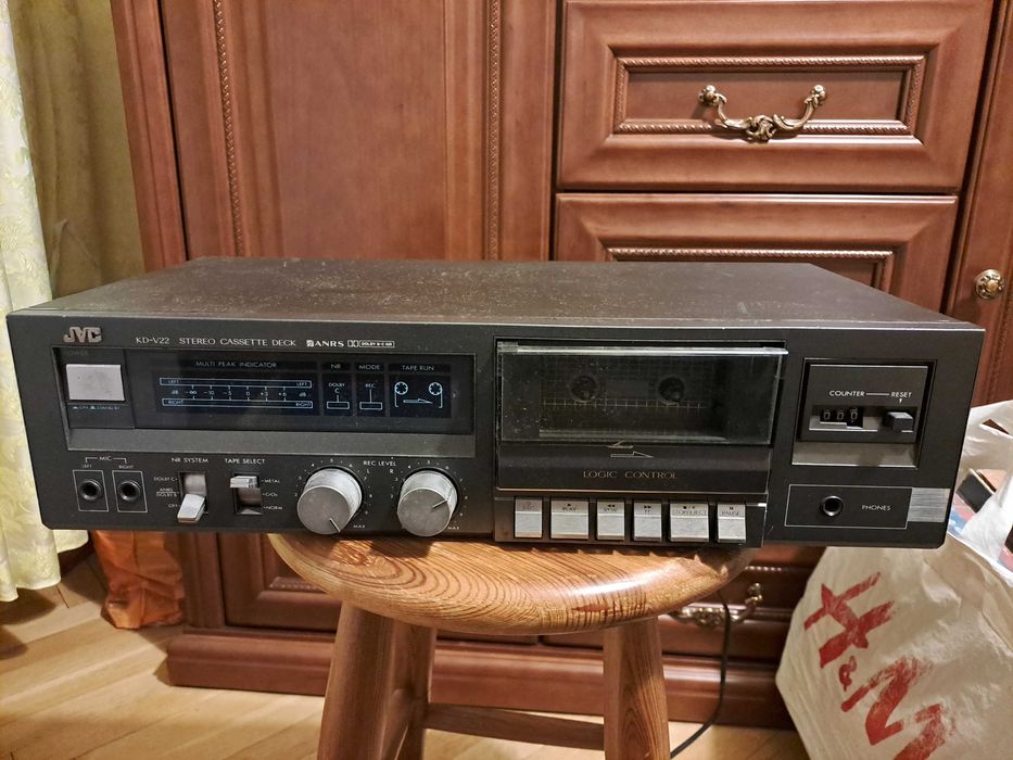 Magnetofon JVC KD-V 22