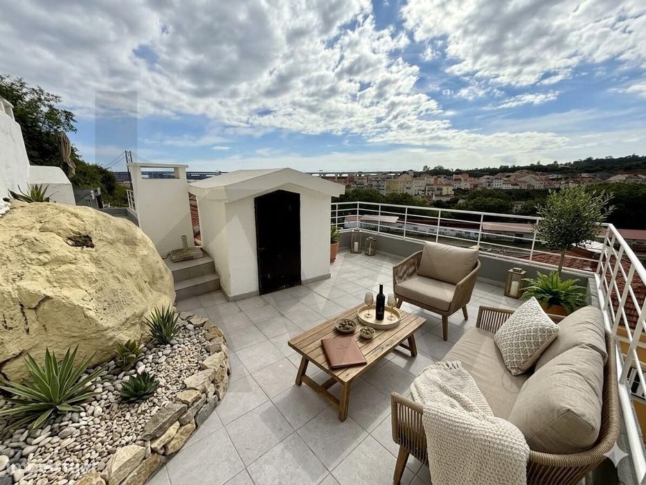 Penthouse com terraço privativo e vista panorâmica - Alcantâra