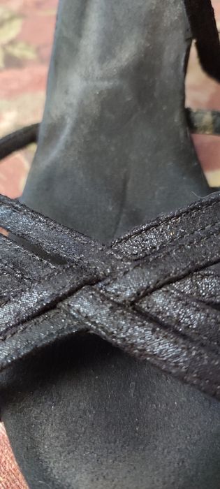 Туфлі для бальних танців