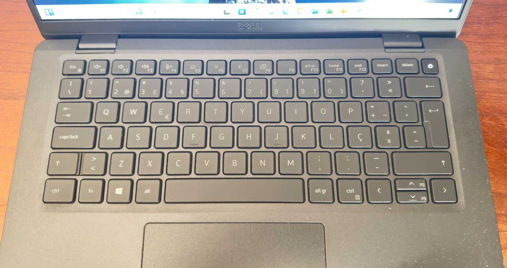 Dell 7420 Ultrabook 14"FHD/i5-1145G7 Quad Core/16Gb/256Gb/Carbono