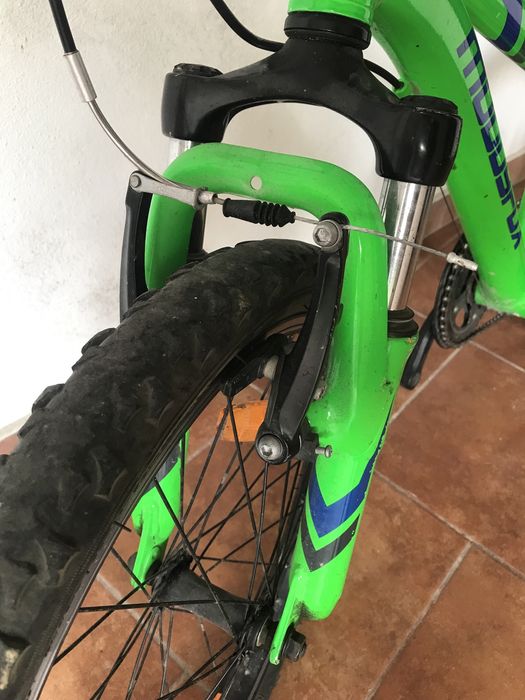 Bicicleta motocross Muddyfox 20