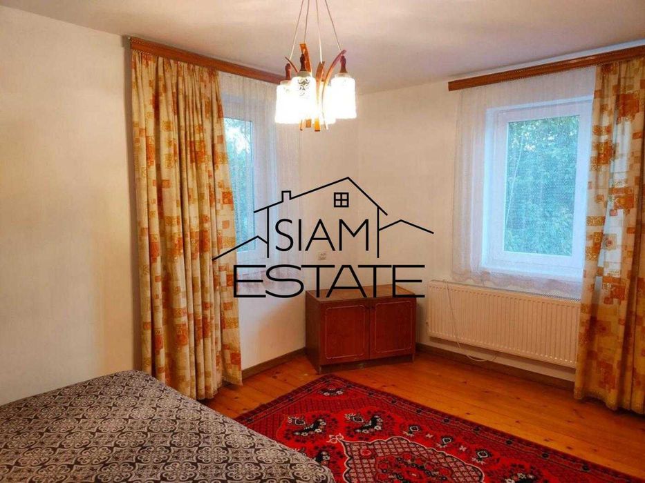 Продається малий житловий будинок з новим недобудованим будинком