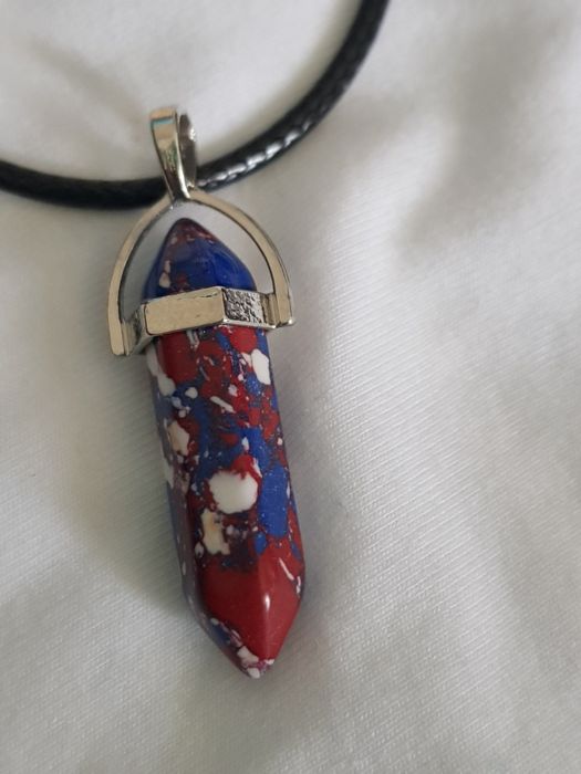 Colar pendente pedra cristal bala * várias pedras