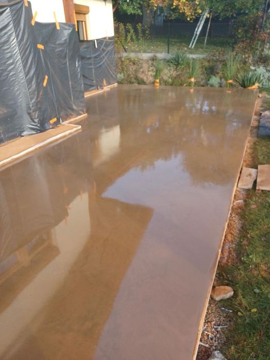 Posadzki przemyslowe,szczotkowane,zacierane na gladko ,mycie kostki