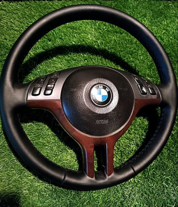 Conjunto  frisos interiores madeira com volante multifunções bmw E46