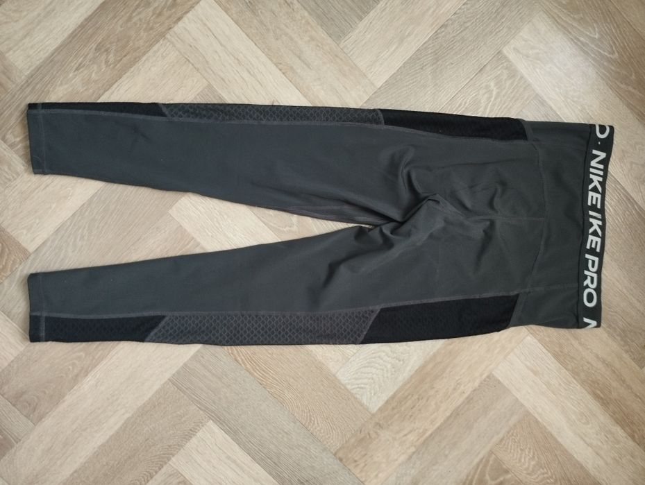 Компрессионные леггинсы Nike pro p.S