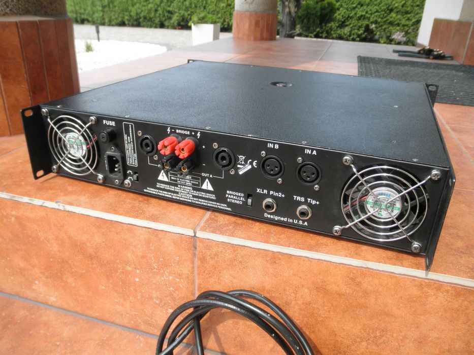 Końcówka mocy The T.amp 1050. Wzmacniacz 2x 520 W rms.