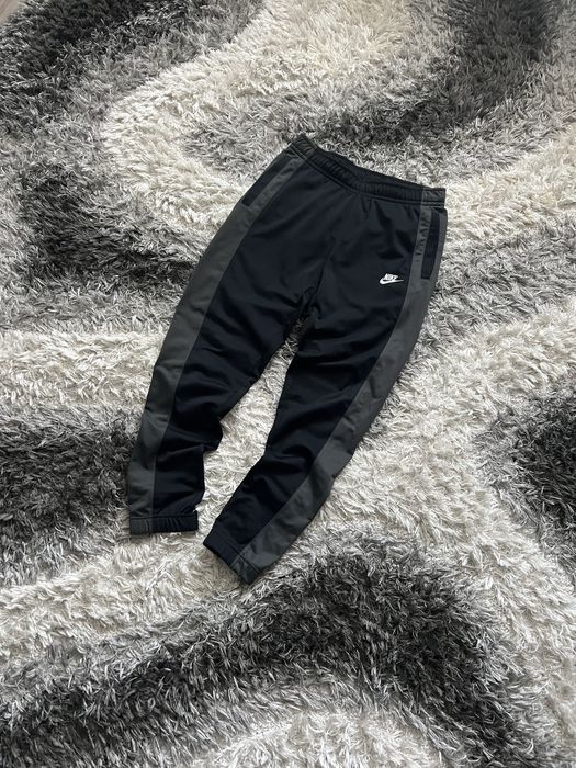 Штани Nike з нових колекцій