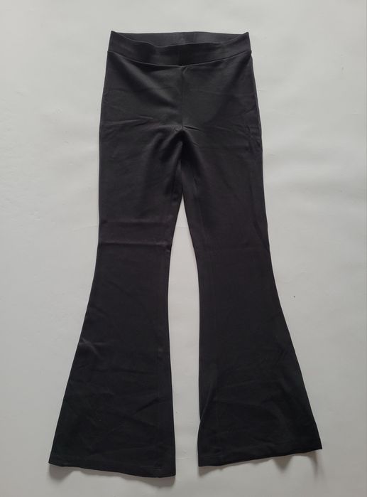 Czarne dzianinowe dzwony flare wysoki stan M 38 basic