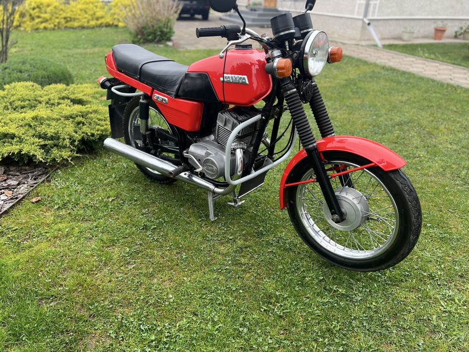JAWA    350