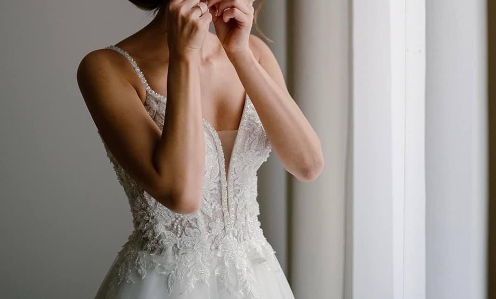Suknia ślubna litera A