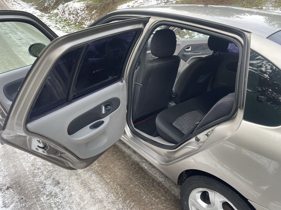 Продам хороший автомобіль