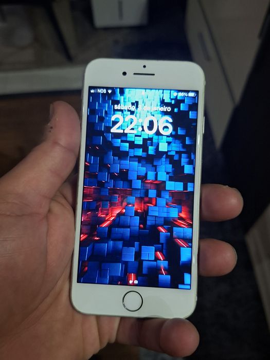 iPhone 8 branco 64gb