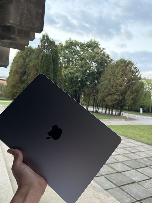 MacBook Air M3 100% ИДЕАЛ