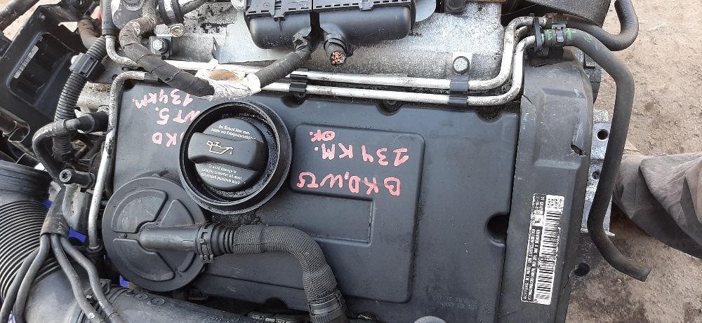 двигатель мотор Skoda VW TAURAN PASSAT B6 BKD 2.0 ТDI 103 К.В