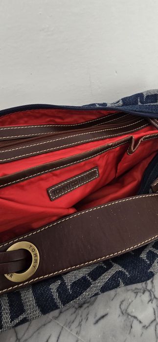 Torebka na ramię Tommy Hilfiger