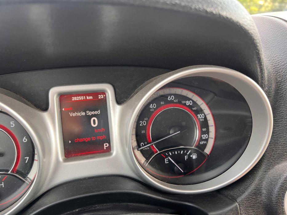 Dodge Journey 2014 SXT Газ/бензин 2.4 л