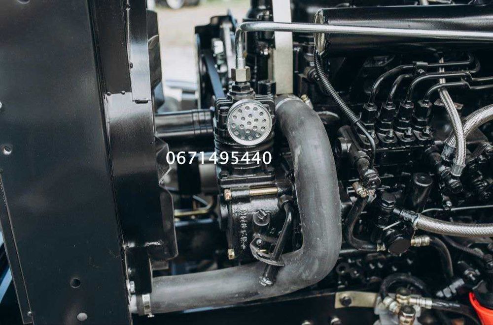 Трактор Скаут ТЕ-504 Рівна підлога + Гума Armour + 2 циліндра + Реверс