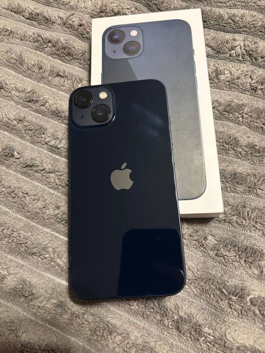 iphone  13/128  отличый