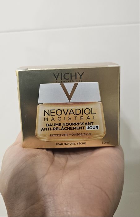 Krem do twarzy vichy neovadiol nowy