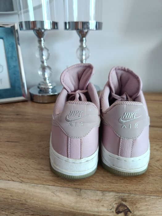 Buty Nike air force 1 pudrowy róż 36,5