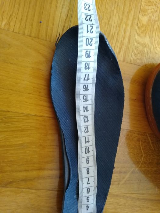 halówki sportowe 32 wkładka do 20,5 cm
