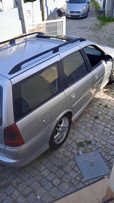 Opel Vectra B Caravan 2.0 DTI Sport (1999) – Com Teto de Abrir