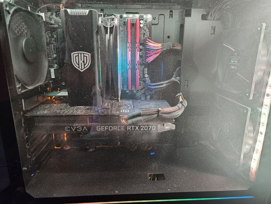 Setup Gaming Completo | RTX 2070 | i7-9700K | 32GB RAM | 3TB | 2 Monitores + Mesa Gaming
