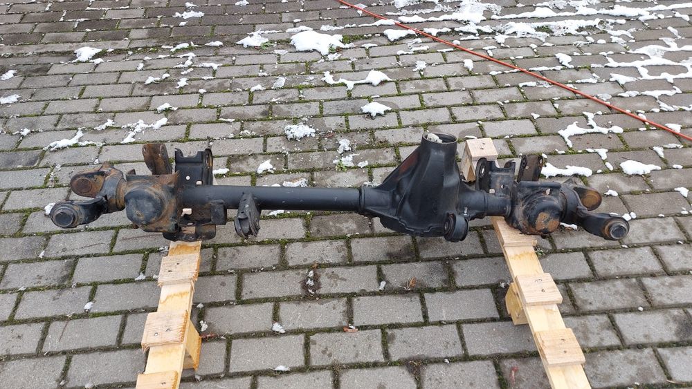 Obudowa mostu napędowego przód Jeep Wrangler JK Dana 30