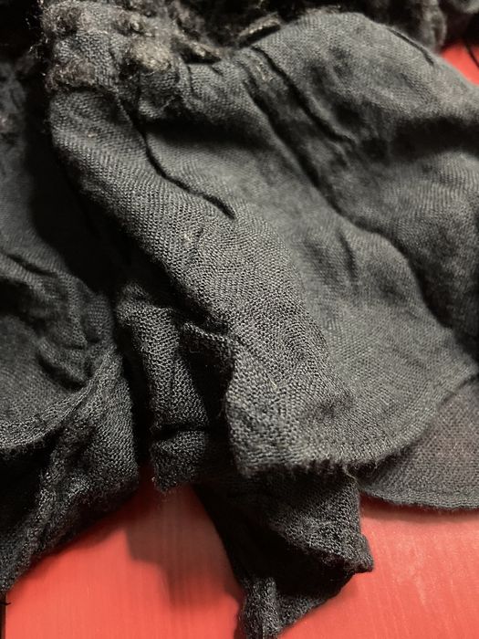Cachecol preto comprido