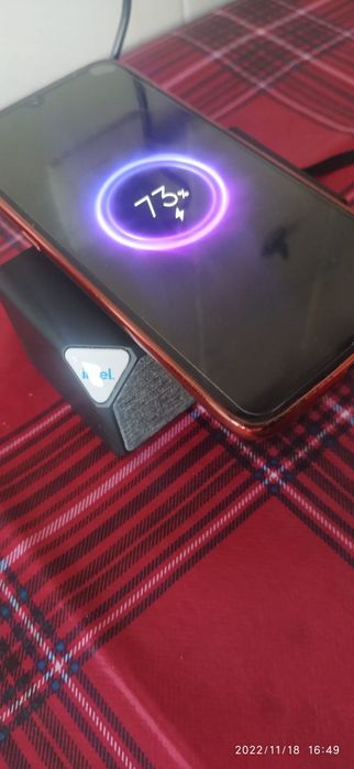 Coluna Bluetooth INTEL c/ carregamento do Tlm por  wireless