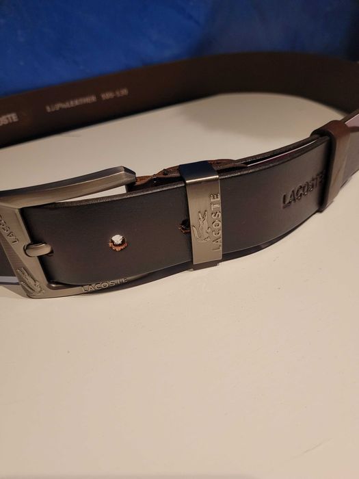 Brązowy męski skórzany pasek Lacoste 115 cm