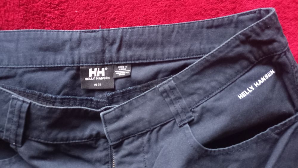 Spodenki męskie helly hansen r.32 nowe