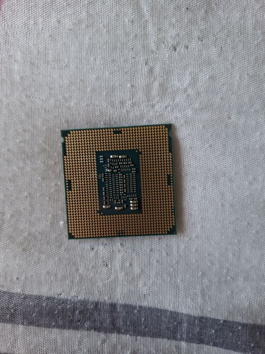 Intel Core i7-7700K Processor with Cooler452658949963141121