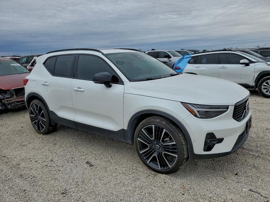 Volvo XC 40 Volvo XC40 Ultimate Dark AWD piękny stan !!!