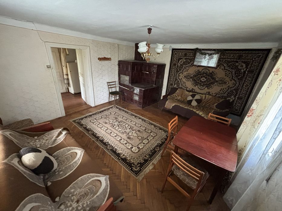 Продаж Будинок 63 м². Ділянка 13 сотих. Підпечери. Центр. Світло. Газ