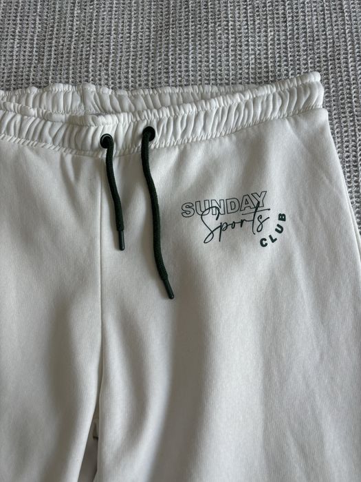 Biale spodnie dres primark