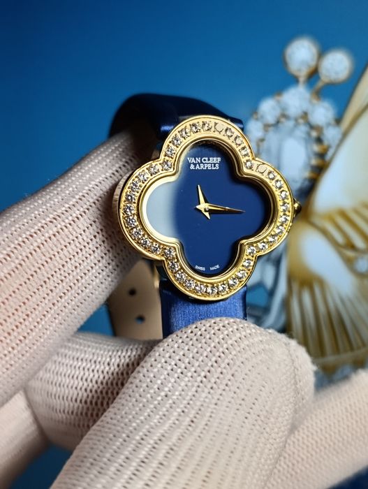 Годинник Van Cleef & Arpels Alhambra