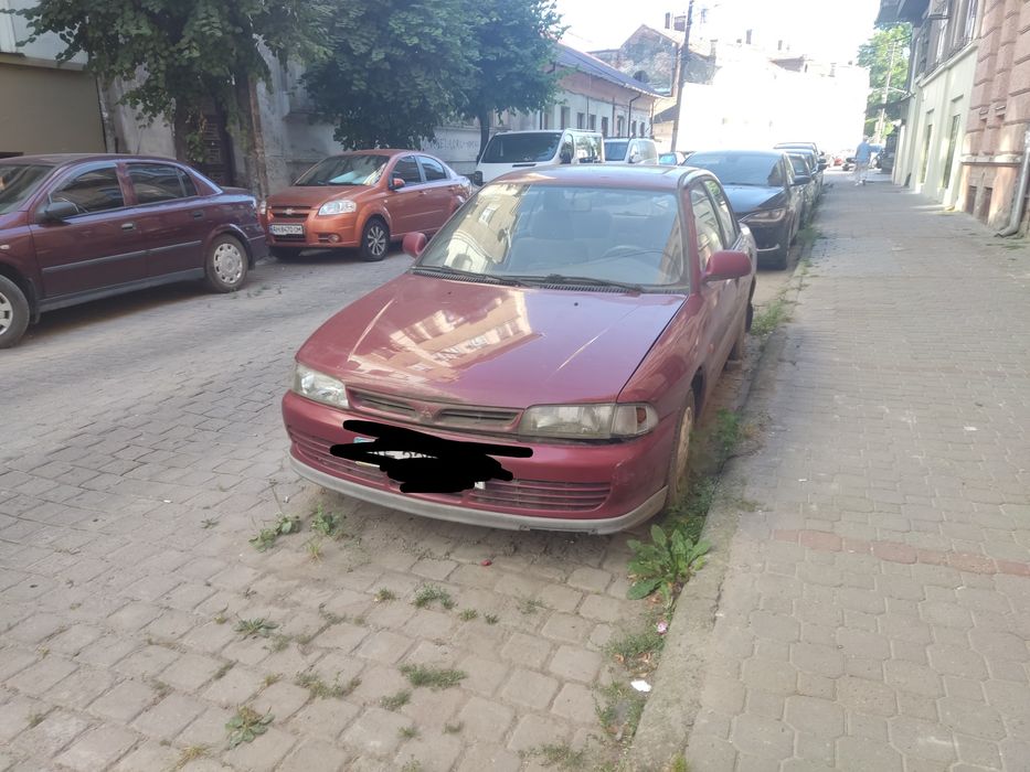 Lancer 2 Mitsubishi Lancer 1992 года  2.0 дизель
