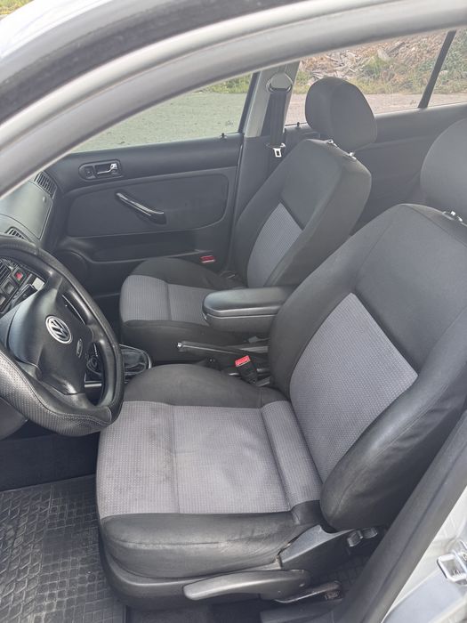 Volkswagen Golf  4